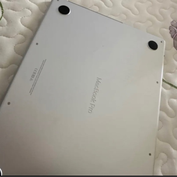 MacBook 2022